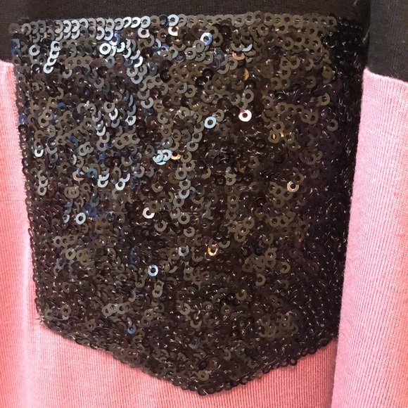 Color Block Soft Top - Picture 5 of 8